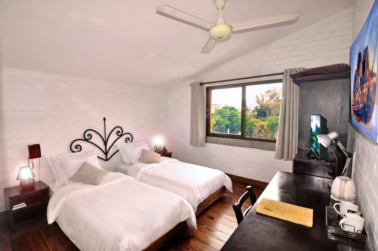 Rova Hotel Antananarivo Eksteriør billede
